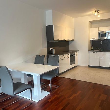 Residence Garden Tower s balkonem, garaz Prag Exterior foto