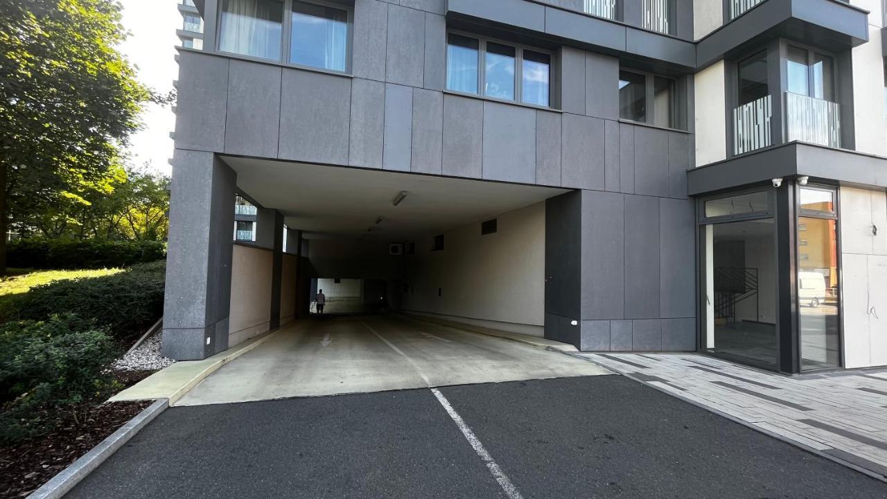 Residence Garden Tower s balkonem, garaz Prag Exterior foto